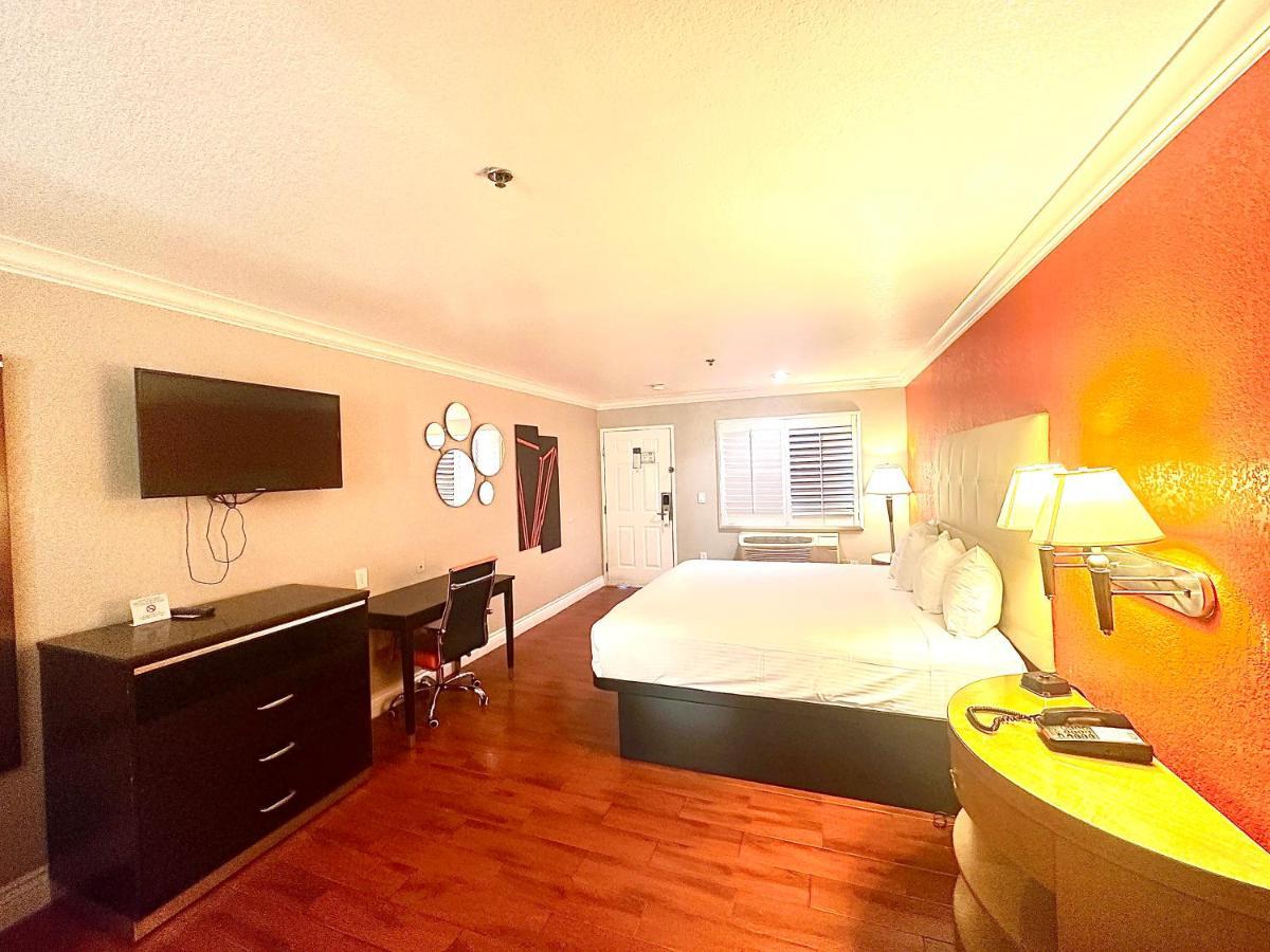 Casa Blanca Hotel & Suites Orange Sr-55 Freeway, Near Honda Center, Chapman University, Disneyland Zewnętrze zdjęcie