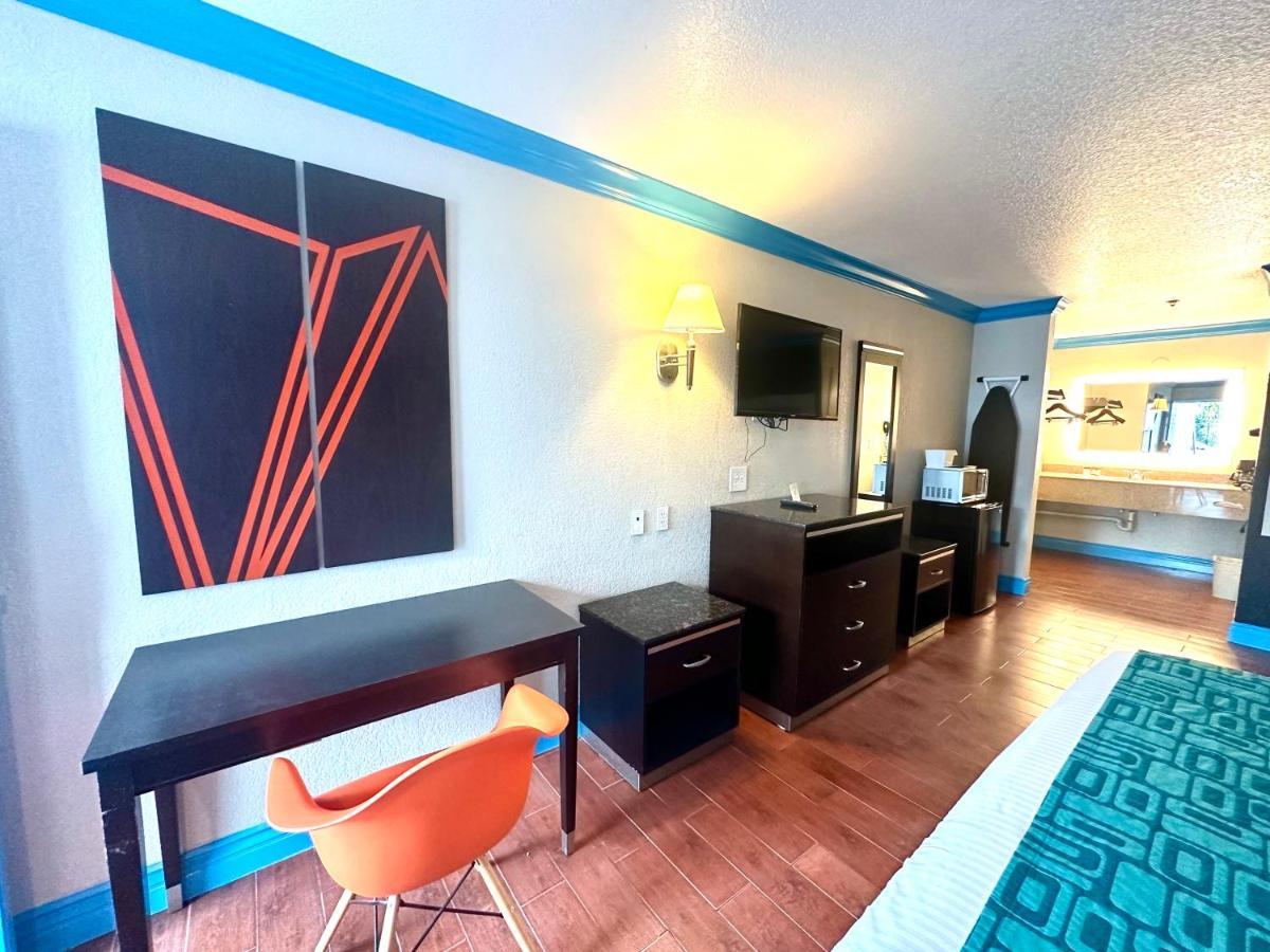 Casa Blanca Hotel & Suites Orange Sr-55 Freeway, Near Honda Center, Chapman University, Disneyland Zewnętrze zdjęcie