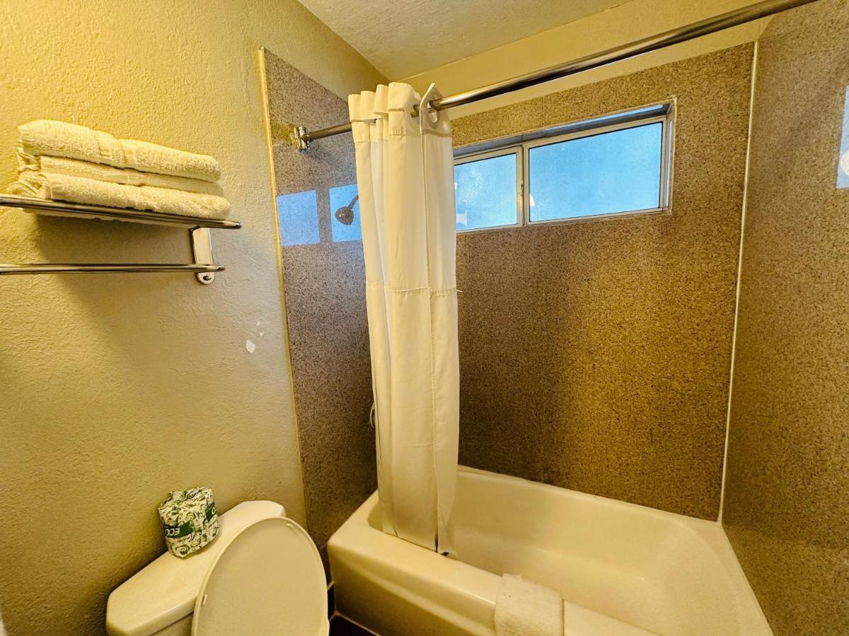 Casa Blanca Hotel & Suites Orange Sr-55 Freeway, Near Honda Center, Chapman University, Disneyland Zewnętrze zdjęcie