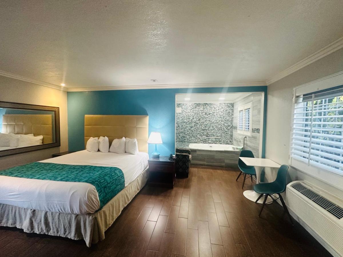 Casa Blanca Hotel & Suites Orange Sr-55 Freeway, Near Honda Center, Chapman University, Disneyland Zewnętrze zdjęcie